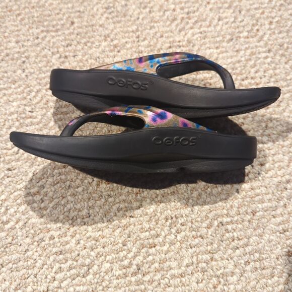 OOFOS Original Recovery Comfort Thong Flip Flop Sandal Womens 6 Black Iridescent - Picture 4 of 7